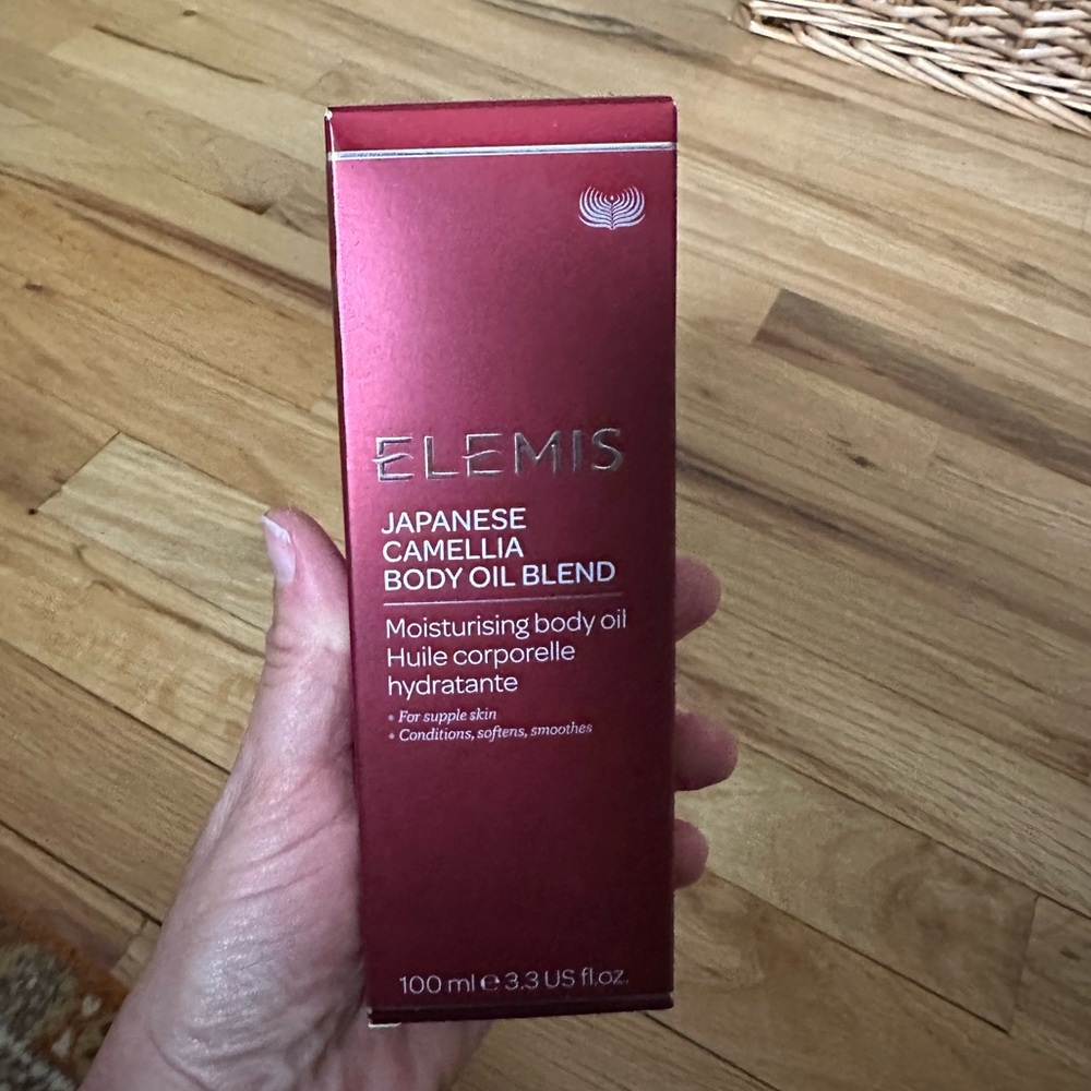 Elemis Japanese Camellia Body Oil Blend
